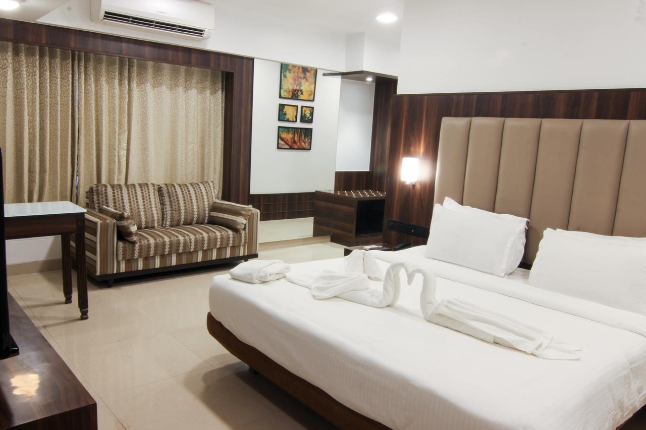 Golden Chariot The Boutique Hotel Bombaj Zewnętrze zdjęcie