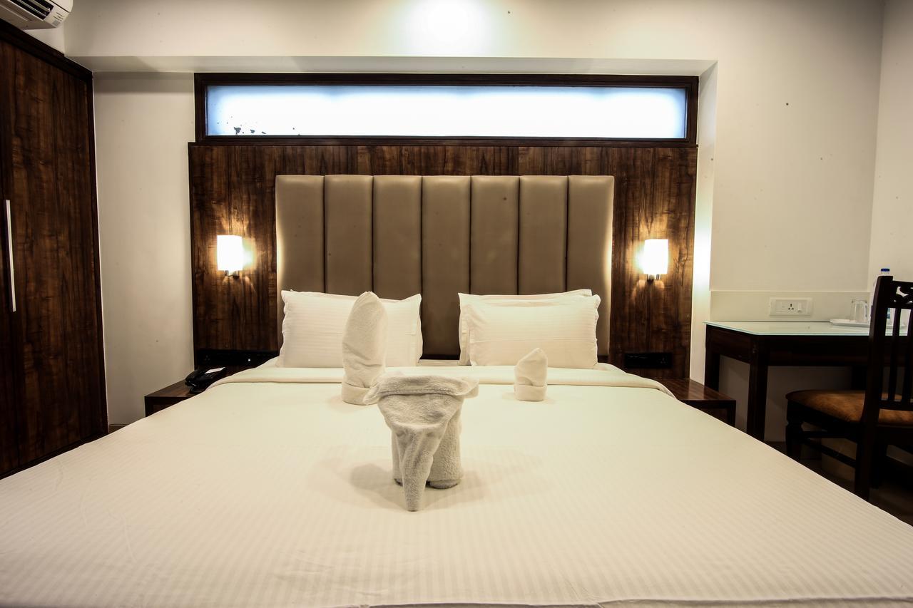Golden Chariot The Boutique Hotel Bombaj Zewnętrze zdjęcie