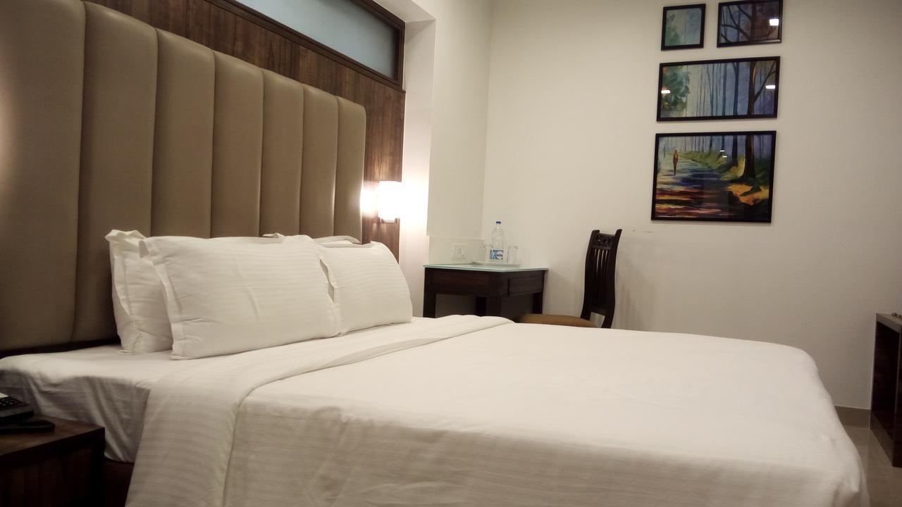 Golden Chariot The Boutique Hotel Bombaj Zewnętrze zdjęcie